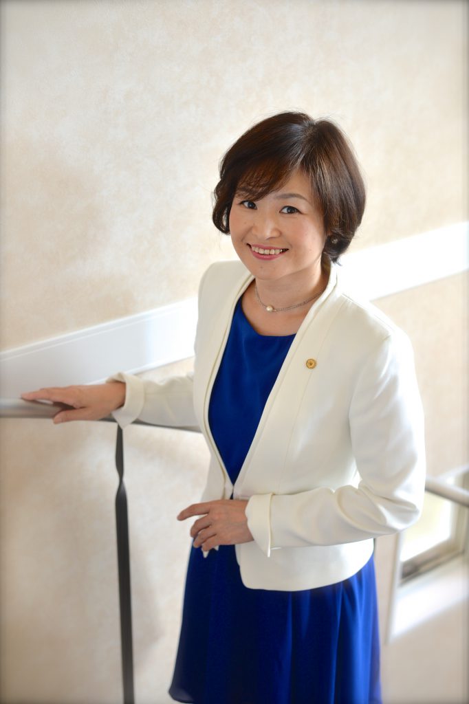 岩本 美恵子