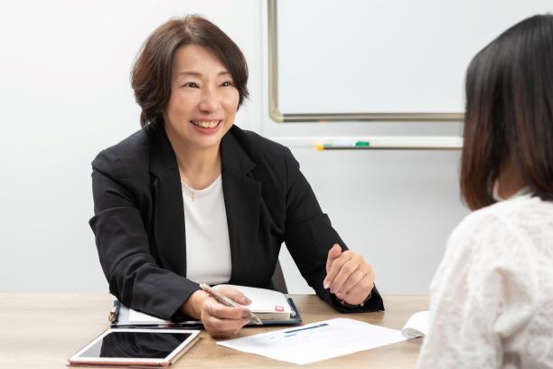荒井 知恵